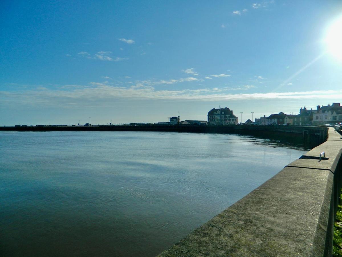 'Harbour View' On The River By Gorleston'S Award Winning Beach - Pet Free! Dış mekan fotoğraf